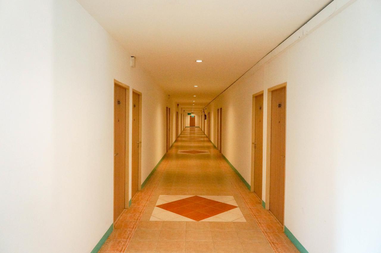 Plernpetch Hotel Surat Thani Exterior photo